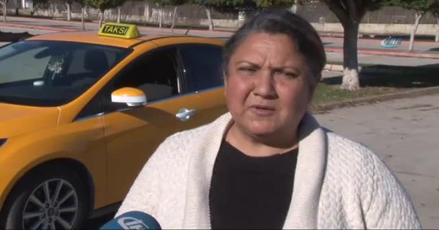 "Selamün aleyküm abi, pardon abla"