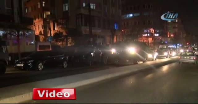 ‘Yan bakma’ kavgasında kan aktı: 2 ölü