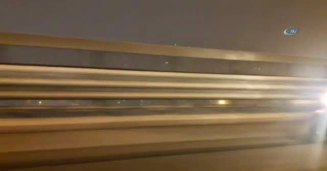 Aracını TEM’de bırakıp koştu