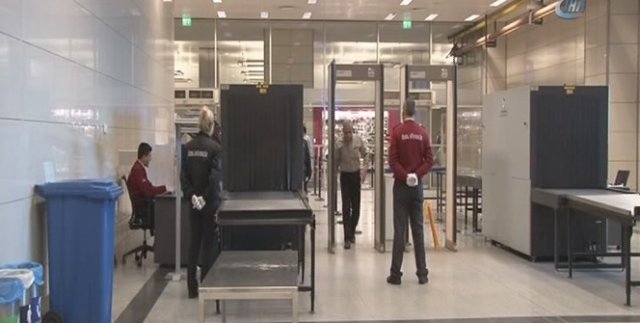 Atatürk Havalimanı'nda 'Reina' saldırısı ile ilgili iki kişi gözaltına alındı