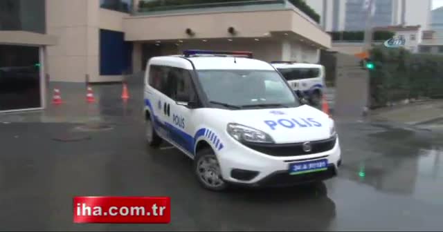 AVM'de yangın!