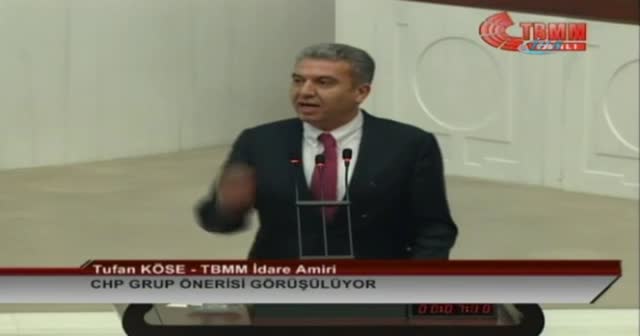 CHP’den anaya değişiklik teklifine kırmızı kartlı protesto