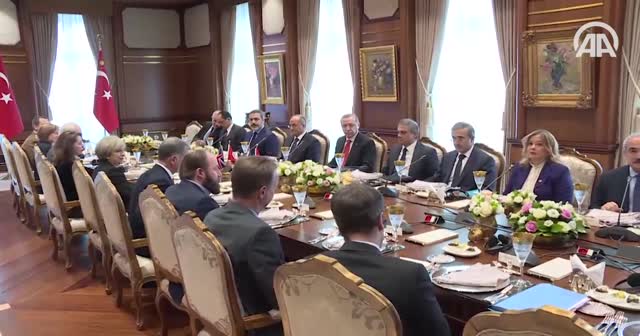 Cumhurbaşkanı Erdoğan, İngiltere heyeti ile biraraya geldi