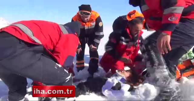 Ekipler canlı tatbikat yaptı