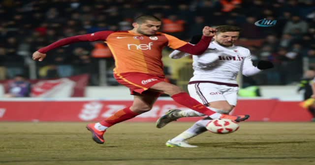 Galatasaray Elazığspor’u rahat geçti