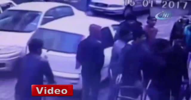 Konya’da Suriyelilerin laf atma kavgası: 1 yaralı