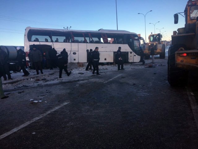 Konya Valiliğinden öğrenci servisi kazasıyla ilgili açıklama