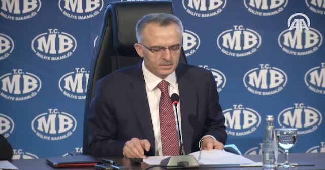 Maliye Bakanı Ağbal: Bütçe açığı, 2016 başlangıç hedefimizin altında gerçekleşti