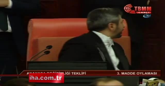 Meclis'te kavga çıktı