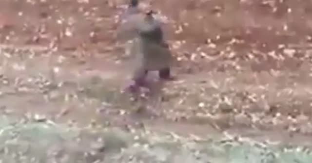 Mehmetçiklerimizin gönülleri fethettiği görüntüler
