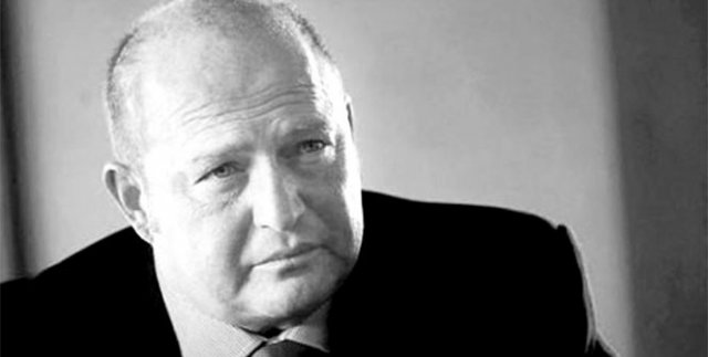Mustafa Koç ölüm yıl dönümünde mezarı başında anıldı