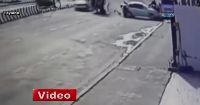 Otoyolda ölümcül yarış