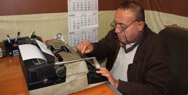 Teknolojiye yenik düşen meslek: Arzuhalcilik