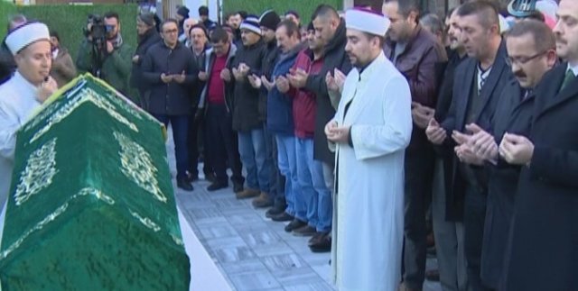 Terör saldırısında hayatını kaybeden Büşra Kösa son yolculuğuna uğurlandı