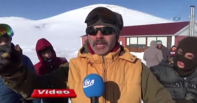 Tipinin oluşturduğu “kar şelalesi” görenleri etkiledi
