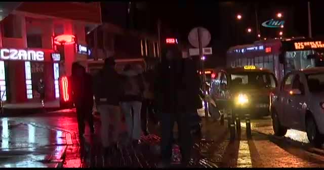 Vatandaşın şiddetli rüzgarla imtihanı