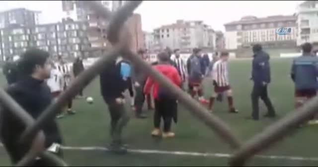 Yeşil sahada istenmeyen görüntüler