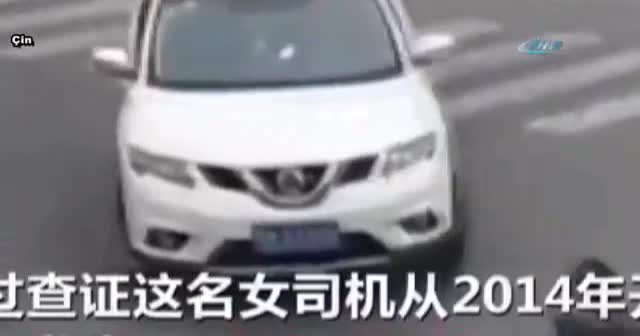 2 yılda 8 kaza yapan kadın sürücü bu kez yayaları ezdi