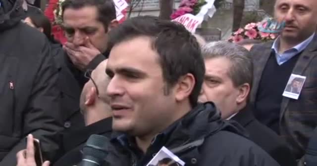 Adnan Kahveci kabri başında anıldı