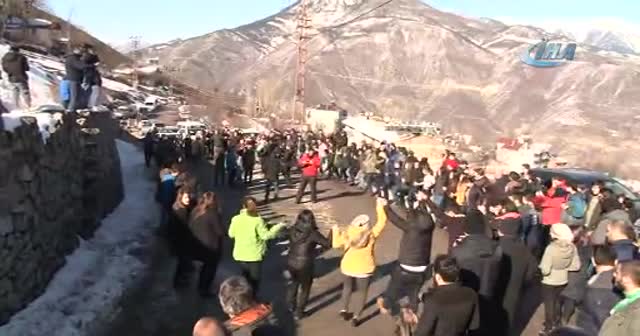 Artvin Cerattepe için horona durdu