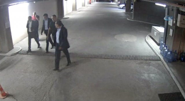 Bakan Zeybekci darbecilerin ateşinden böyle kurtulmuş
