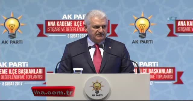 Başbakan Binali Yıldırım: Türkiye monarşiyle yönetilseydi bunlar kralcı olurdu