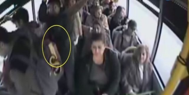 Hırsızlık zanlısı karı koca kamerada