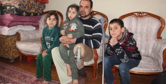 Iraklı mülteci aile Türkiye’de hayata tutundu
