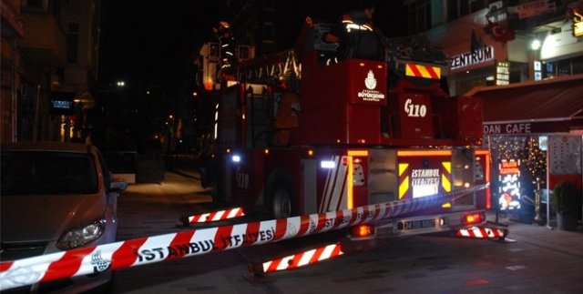İstanbul Beyoğlu'nda feci ölüm!
