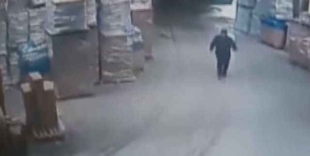 Kahve hırsızları kamerada