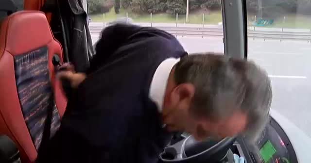 Polis memuru yolcu gibi otobüse bindi, ihlalleri tespit etti