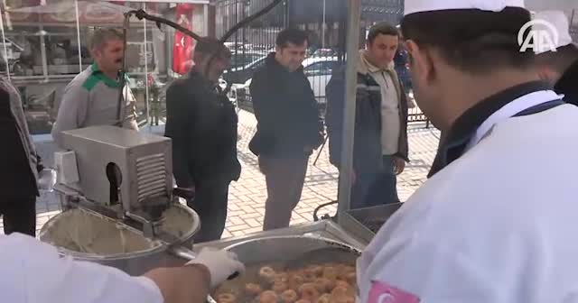 Şehit polis Sekin için lokma döküldü