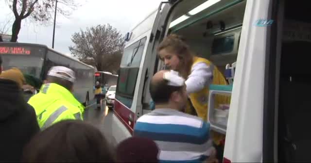 Unkapanı’nda kaza: Bölgede trafik durdu