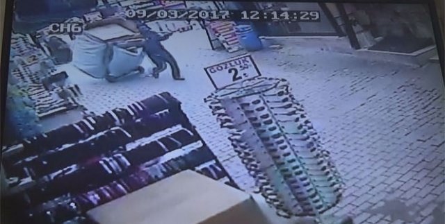 2 bin 500 liralık gözlükleri böyle çaldı