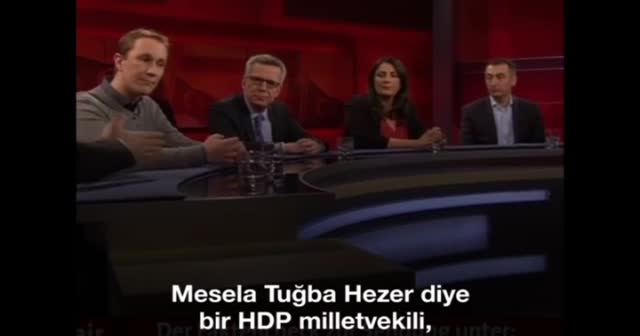 Alman TV kanalında Cem Özdemir'i rezil eden Türk