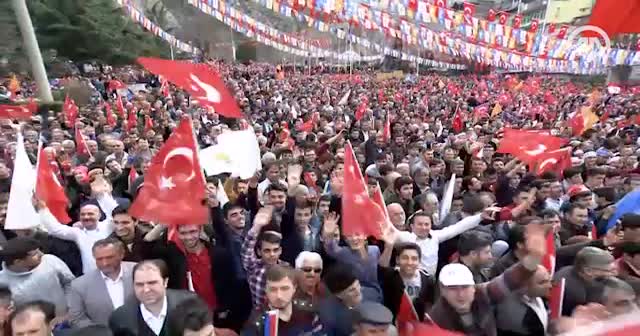 Başbakan Yıldırım: Anayasa değişikliği Erdoğan için değil, her doğan içindir