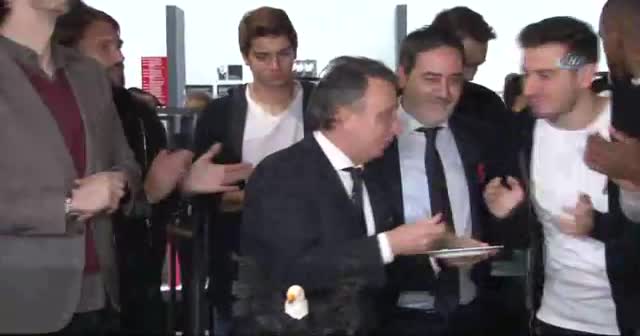 Beşiktaşlı futbolcular müze gezdi