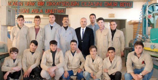 Bitlis'te fabrika gibi lise