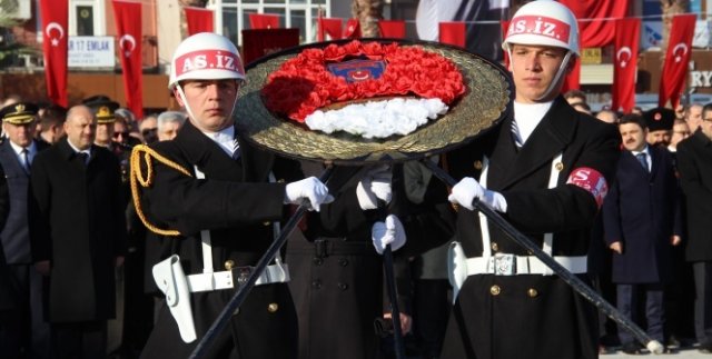 Çanakkale Deniz Zaferi'nin 102. yılı