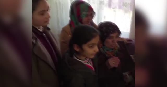 Cumhurbaşkanı Erdoğan'la vatandaşın güldüren çay sohbeti