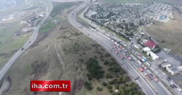 Düşen helikopterin enkazı havadan görüntülendi