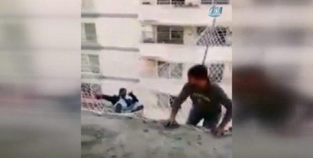 İnşaat işçilerinin tehlikeli testi kamerada