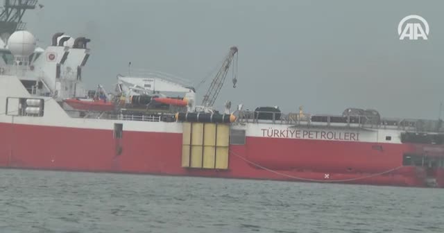 Karadeniz'de doğalgaz ve petrol aranıyor