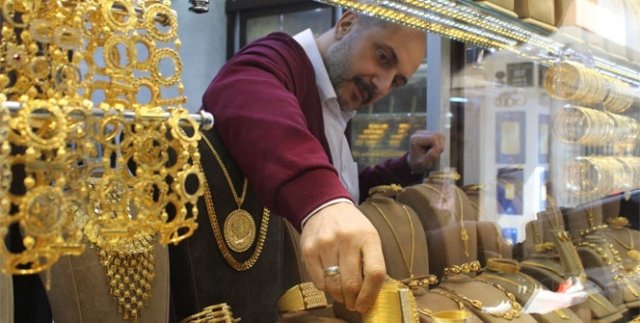 Kuyumcu, eksik ödeme yaptığı müşterisini arıyor