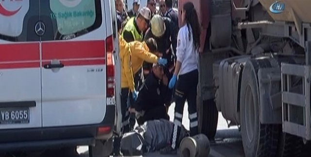 Hafriyat kamyonun altında kalan yaşlı kadın feci şekilde can verdi
