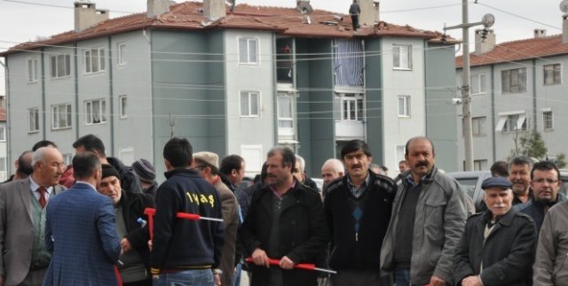 Oluk yapımında çalışan işçilerin ölümle düellosu kamerada