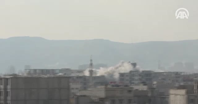 Rejim uçakları Doğu Guta'da yerleşim yerini bombaladı