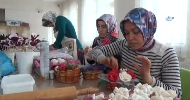 Sabunu sanat eserine dönüştürüyorlar