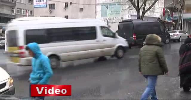 Yine hafriyat kamyonu yine kaza!