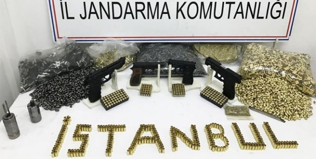 Zeytinburnu'nda mermi üreten iş yerine baskın